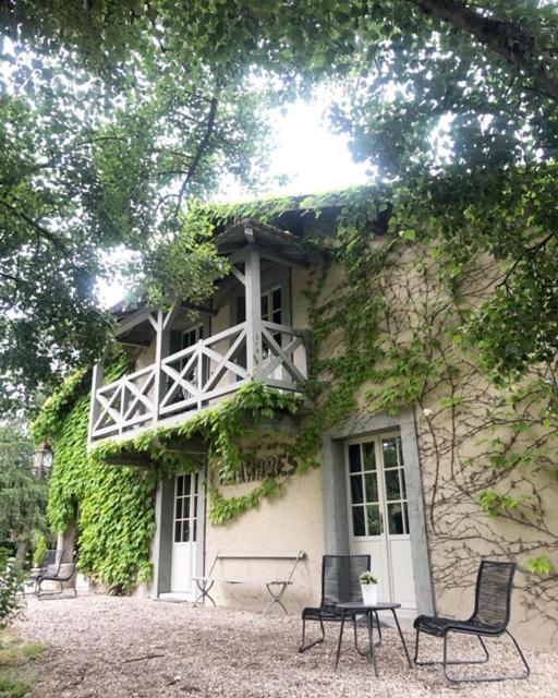 La Ferme De Gringalet Bed & Breakfast Anthon Екстериор снимка